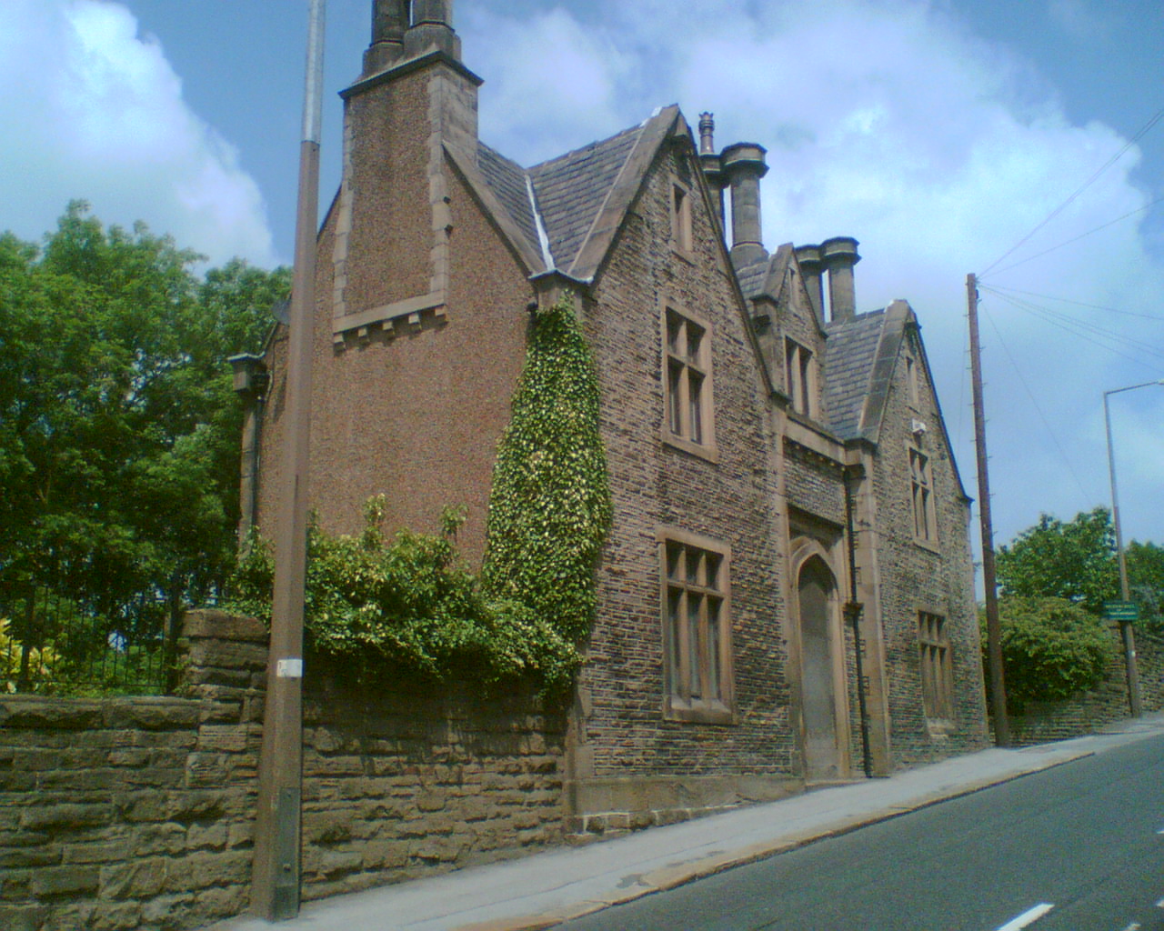 Holmfirth railway station