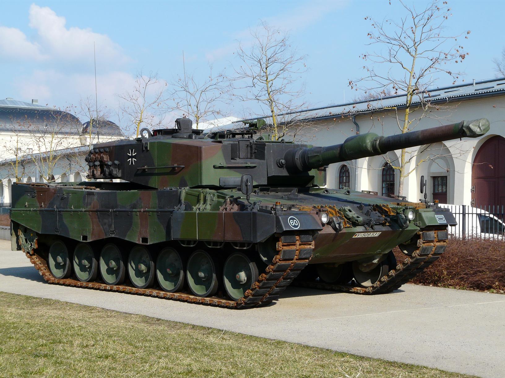 Современные немецкие танки. Леопард 2а4. Танк леопард 2а5. Leopard 2a4 танк. Танки Leopard 2a4.