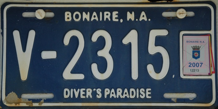 File:License Plate in Bonaire (2005-2007).jpg