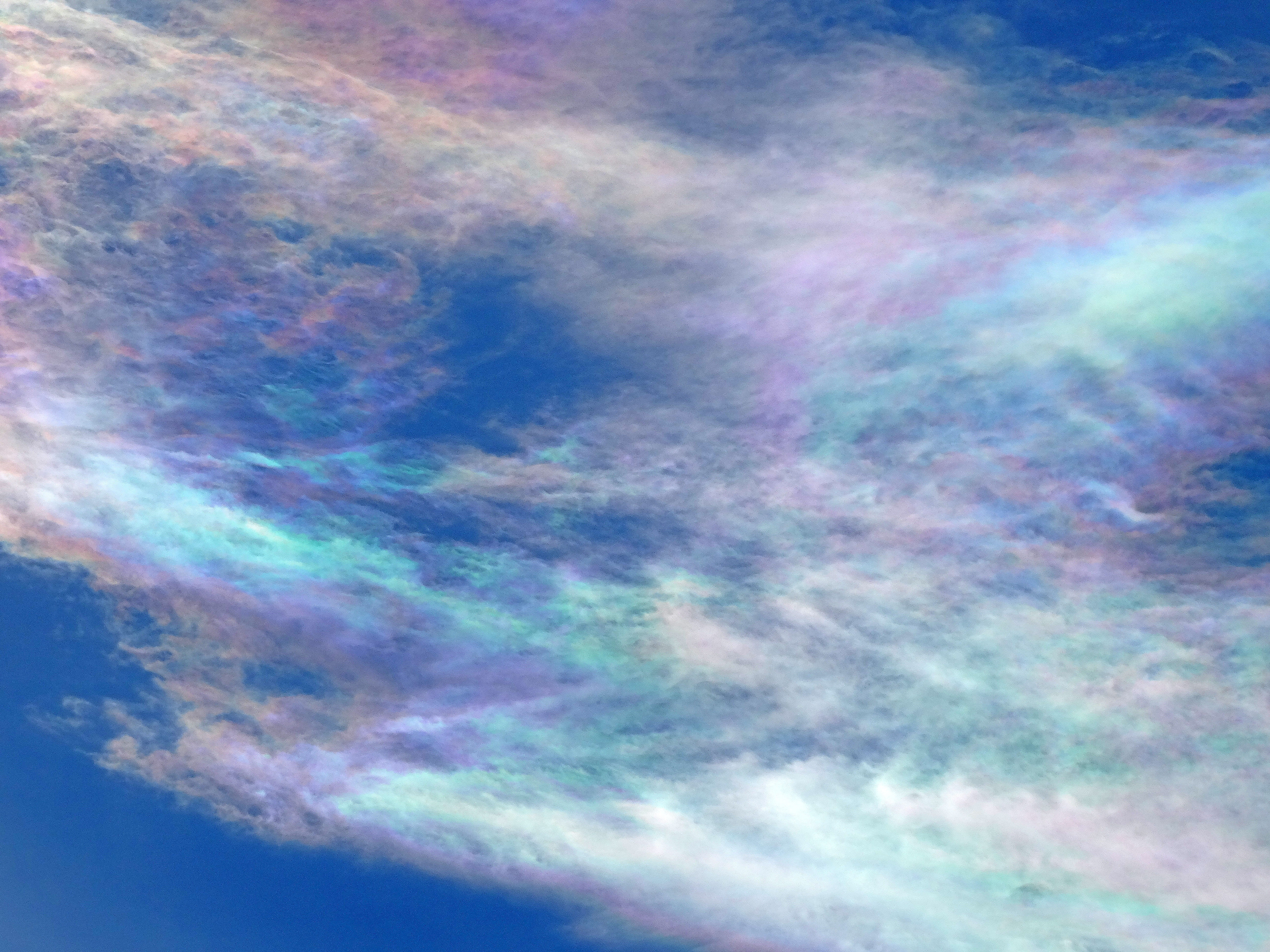 Iridescent cloud Steam