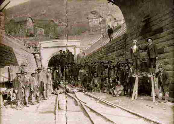 File:Tunnel1911 korr.jpg