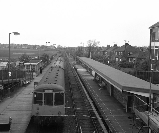 File:West Monkseaton station - geograph.org.uk - 531961.jpg