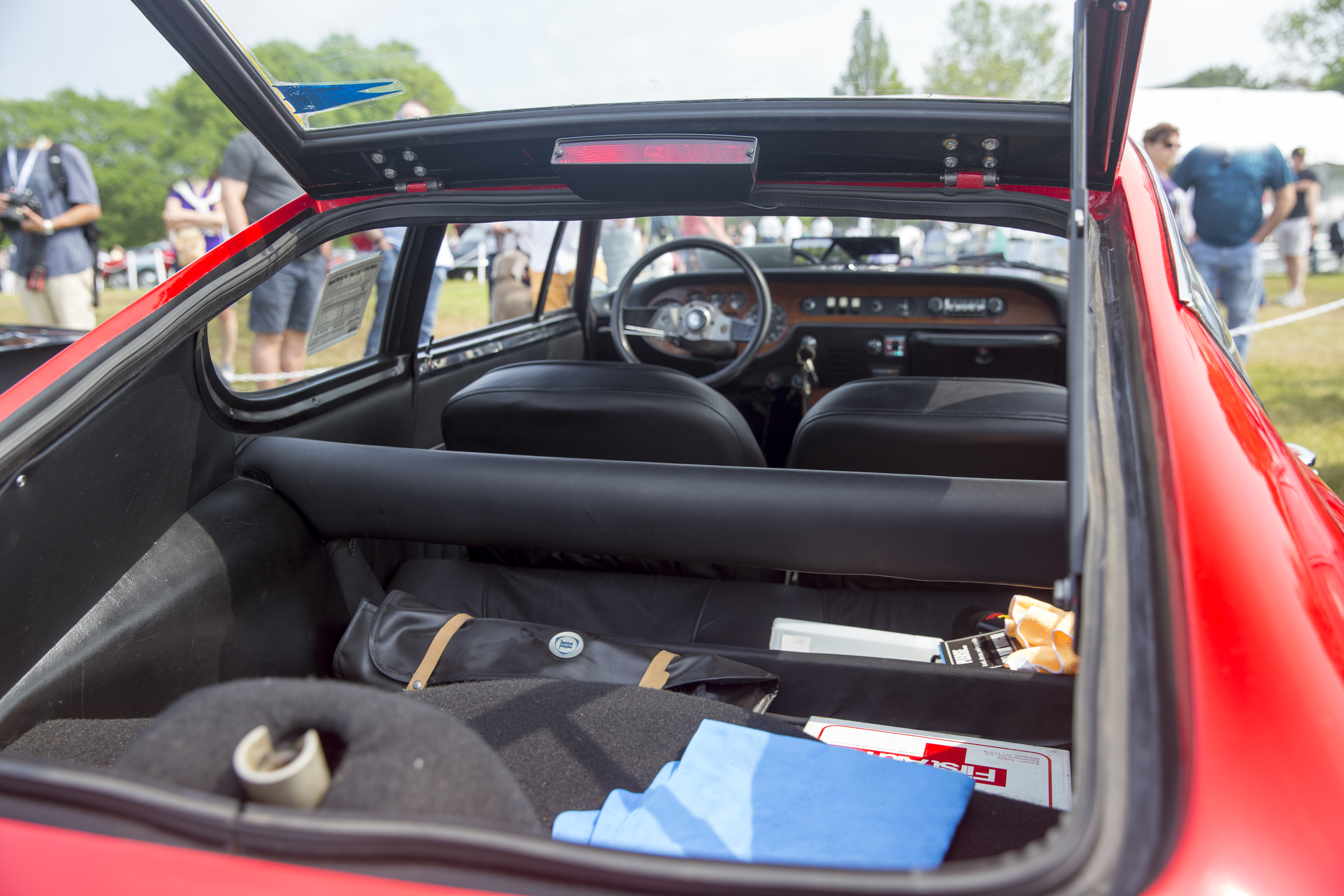 File 1967 Lancia Fulvia Sport Zagato Palermo Red Interior