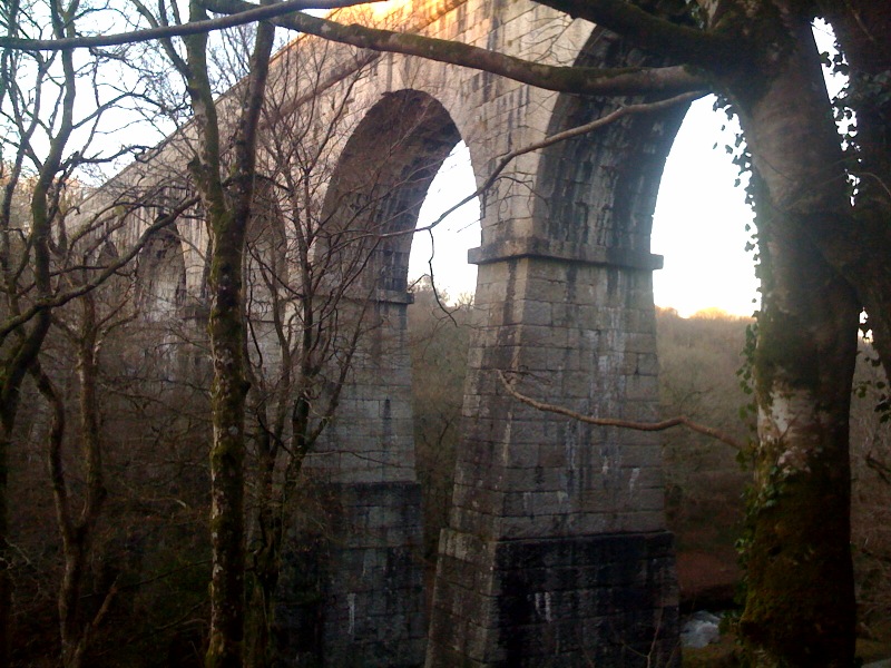 File:Aqueduct in Luxulyan Valley, Cornwall, UK..jpg