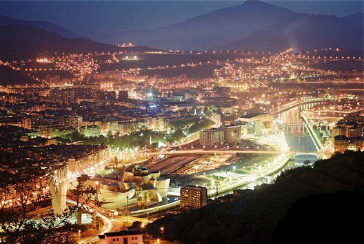 File:Bilbao at night.jpg