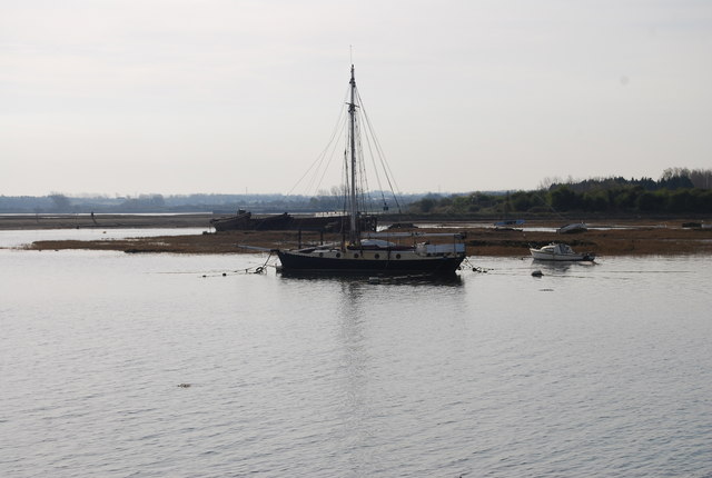 File:Boat in Sharp's Green Bay - geograph.org.uk - 1240208.jpg