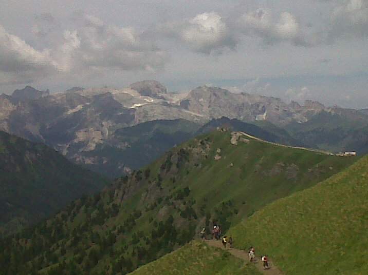 File:Catinaccio from Viel dal pan.jpg