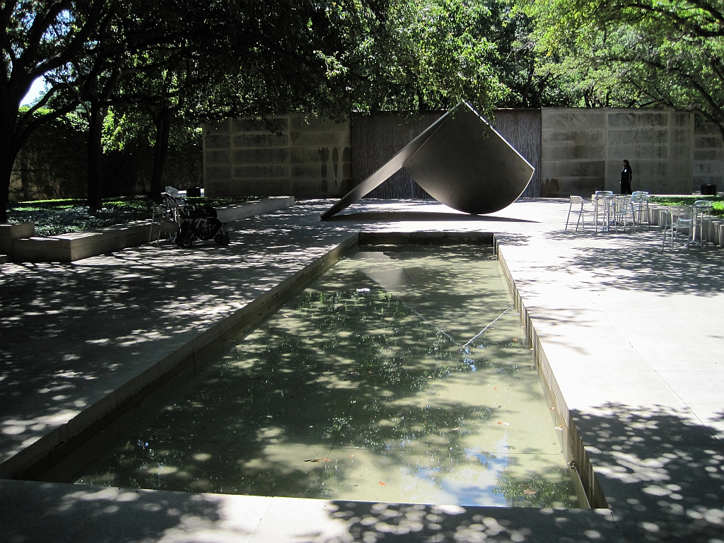 File Dallas Museum Of Art Sculpture Garden Dallas Tx 2013 06 08