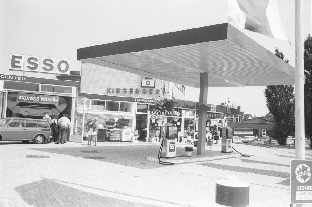 File Esso Shop An Der Tankstelle Hamburger Chaussee Ecke Theodor Heuss Ring Kiel 53 463 Jpg Wikimedia Commons