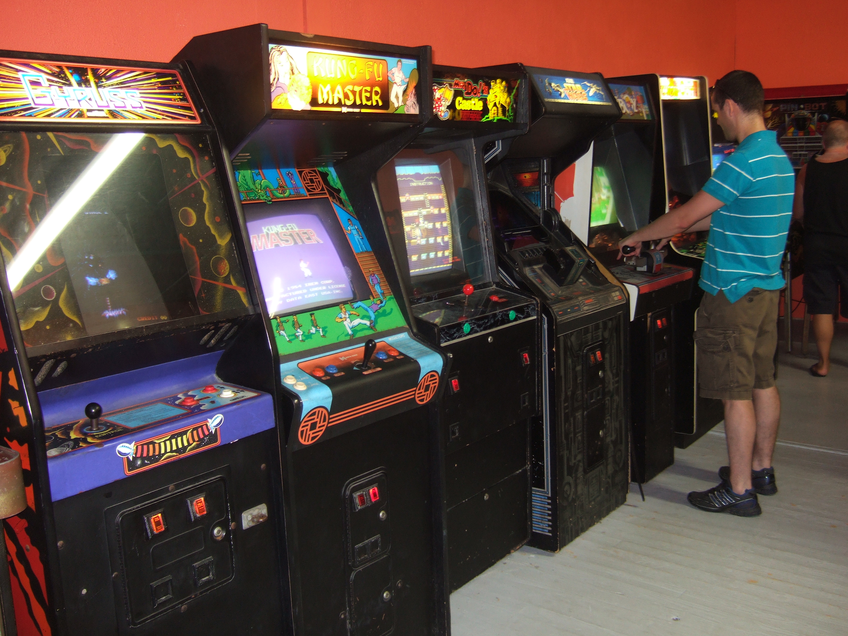 Игровой автомат 90х онлайн игровые автоматы играть бесплатно сейчас