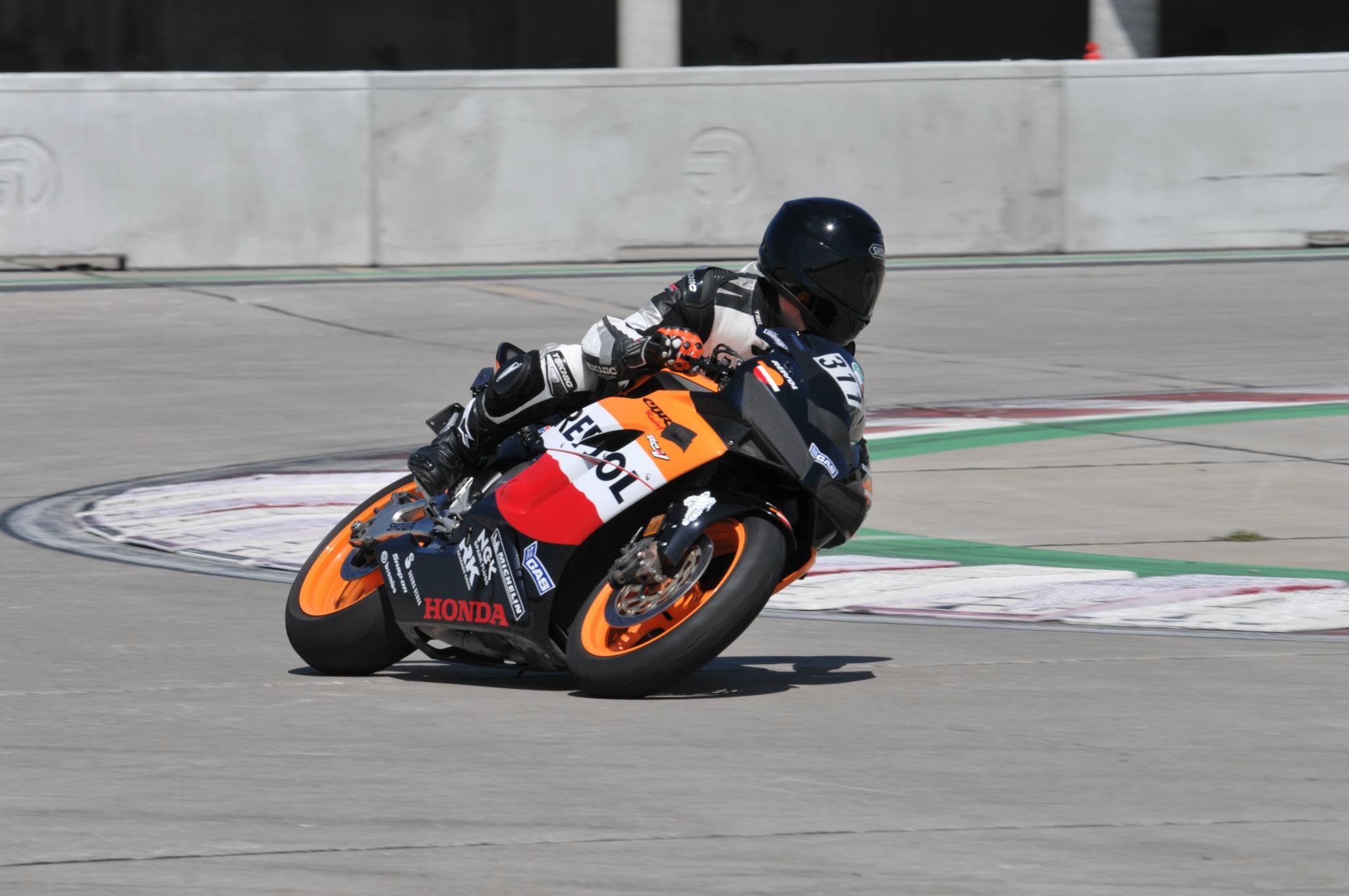 Alcanzar Mareo vitalidad File:Honda CBR1000 Repsol 2005 on the Track.jpg - Wikimedia Commons