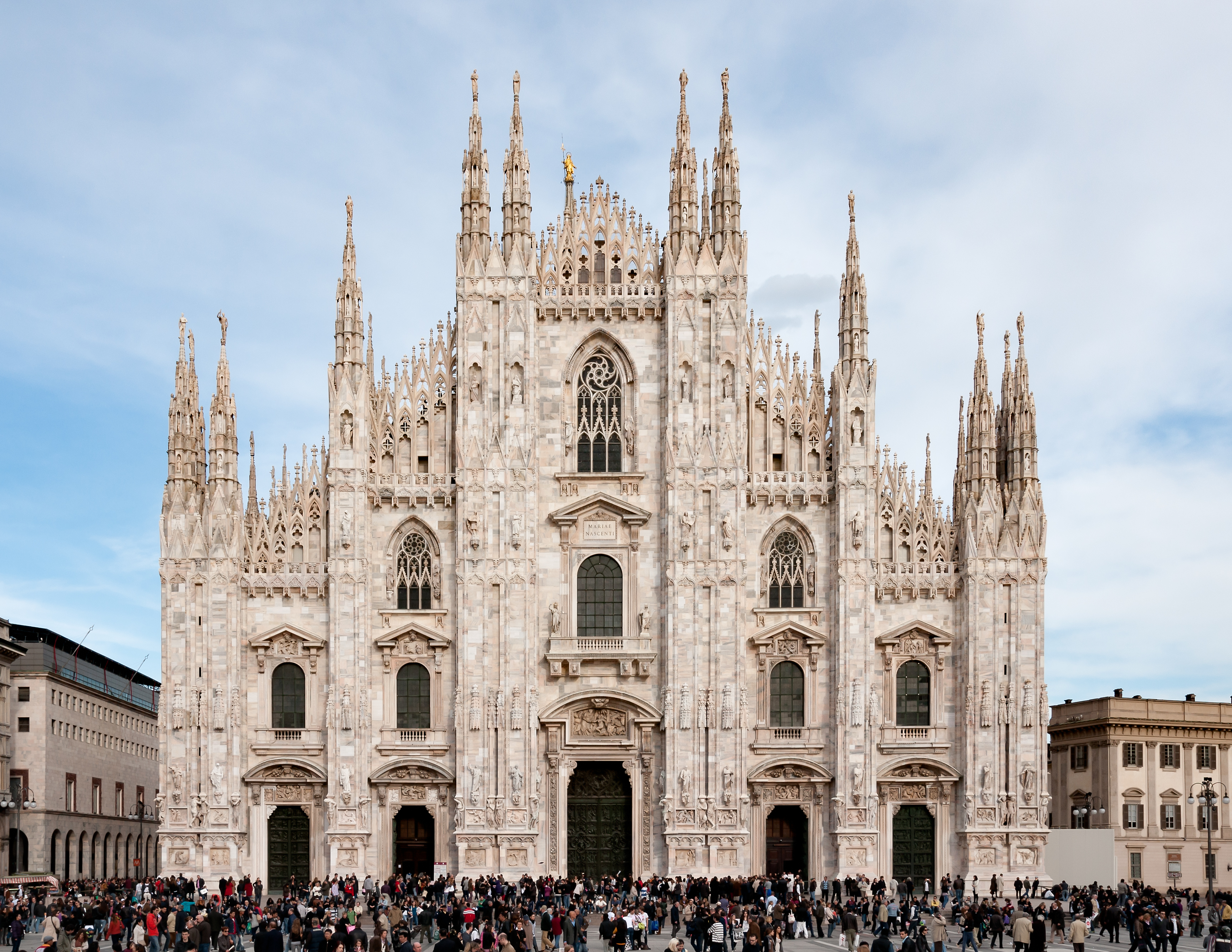 File:Milano Italy Duomo-Milan-01.jpg - Wikimedia Commons