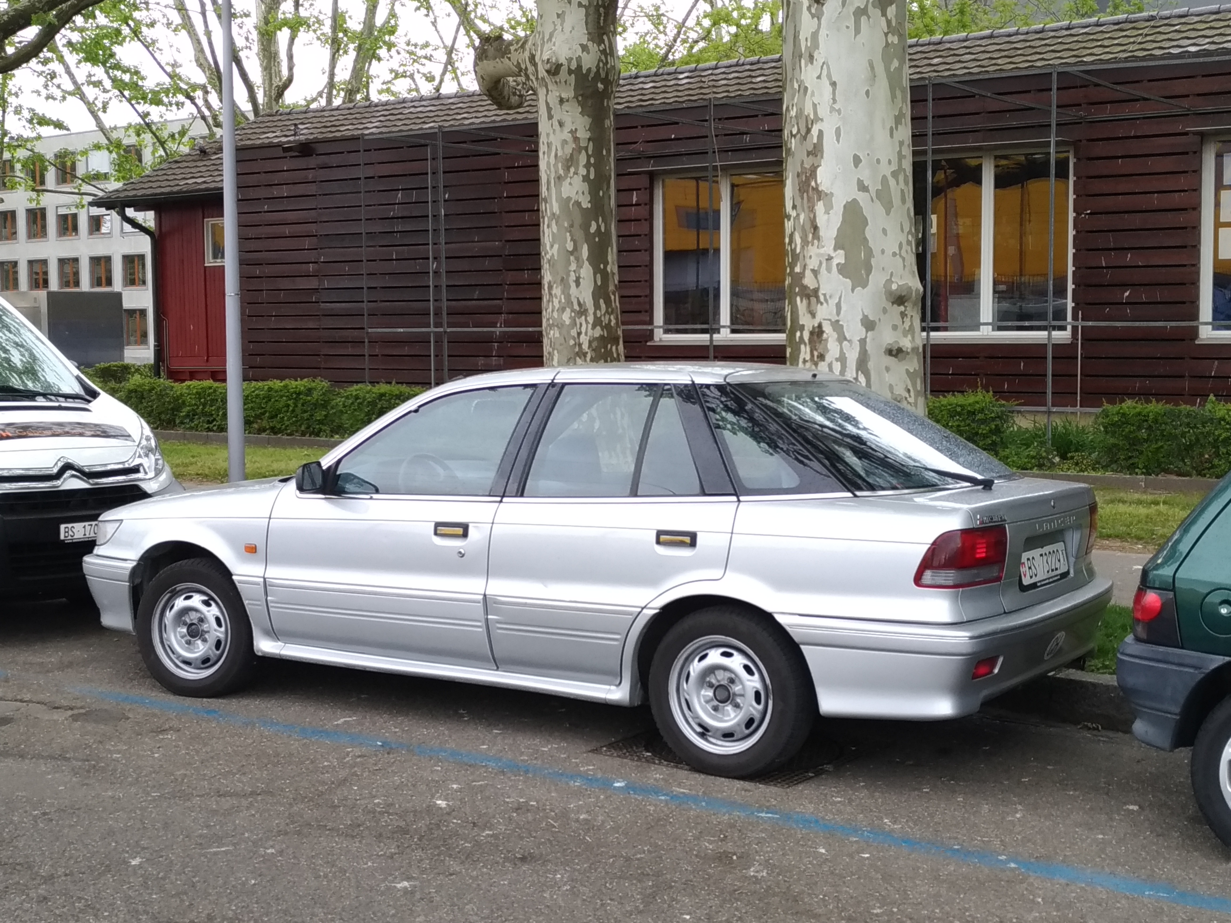 Lancer 1988. Mitsubishi Lancer 1991 универсал. Lancer 1988 Tuning. Мицубиси Лансер 1991 года хэтчбек тюнинг. Лансер 1991 автомат купить Новороссийск.