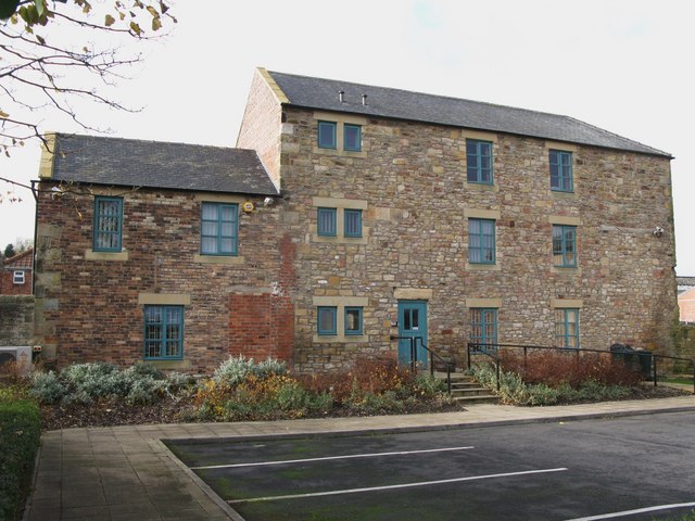 File:Old tannery (2) - geograph.org.uk - 1081083.jpg