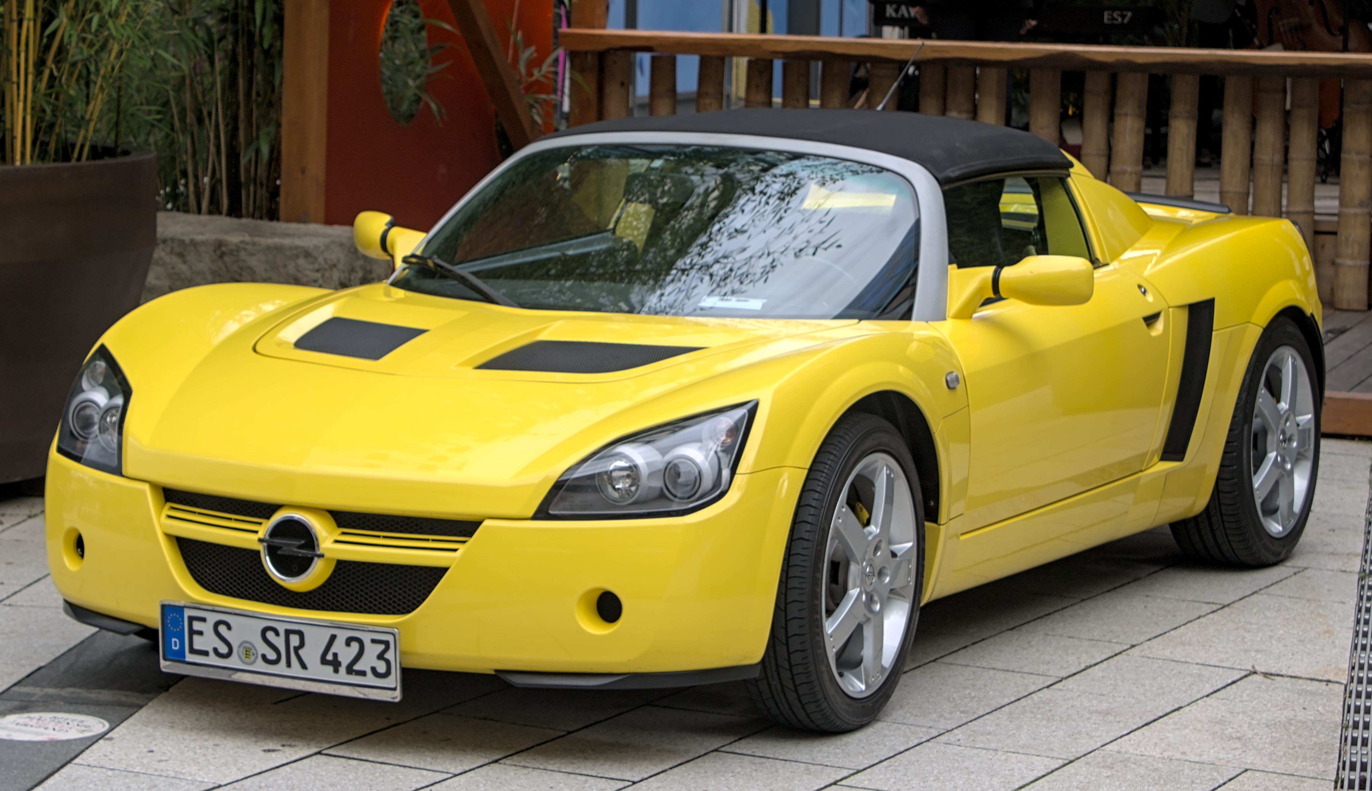 File:Opel Astra L Auto Zuerich 2021 IMG 0320.jpg - Wikipedia