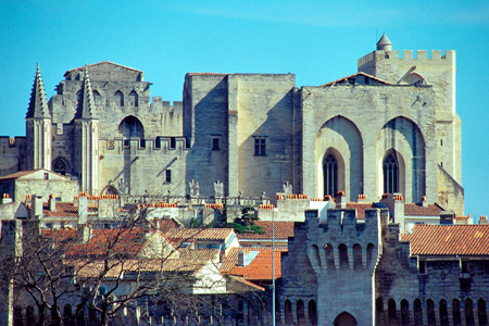 File:Palace of the Popes.jpg