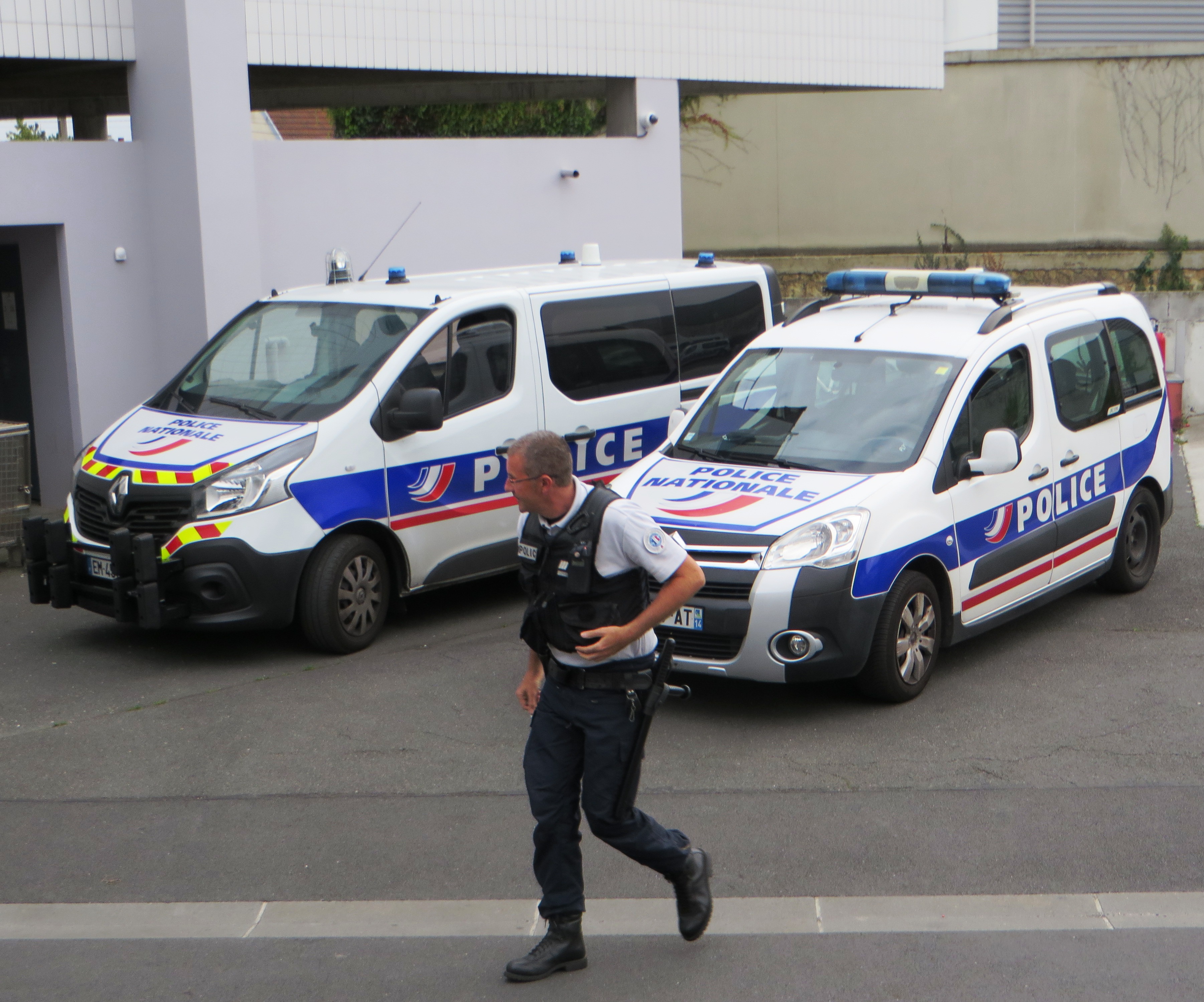 Police scanner -  France