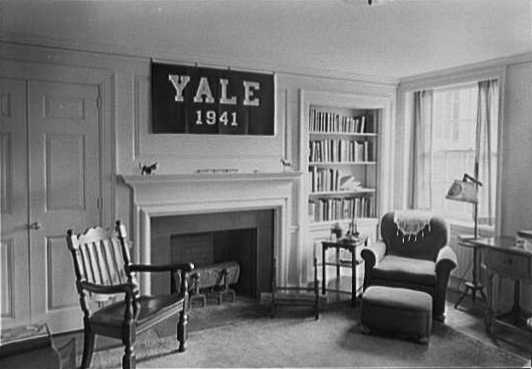 yale university dorm rooms