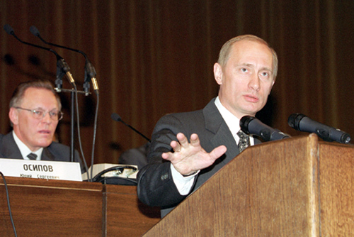 File:Vladimir Putin 22 May 2000-1.jpg