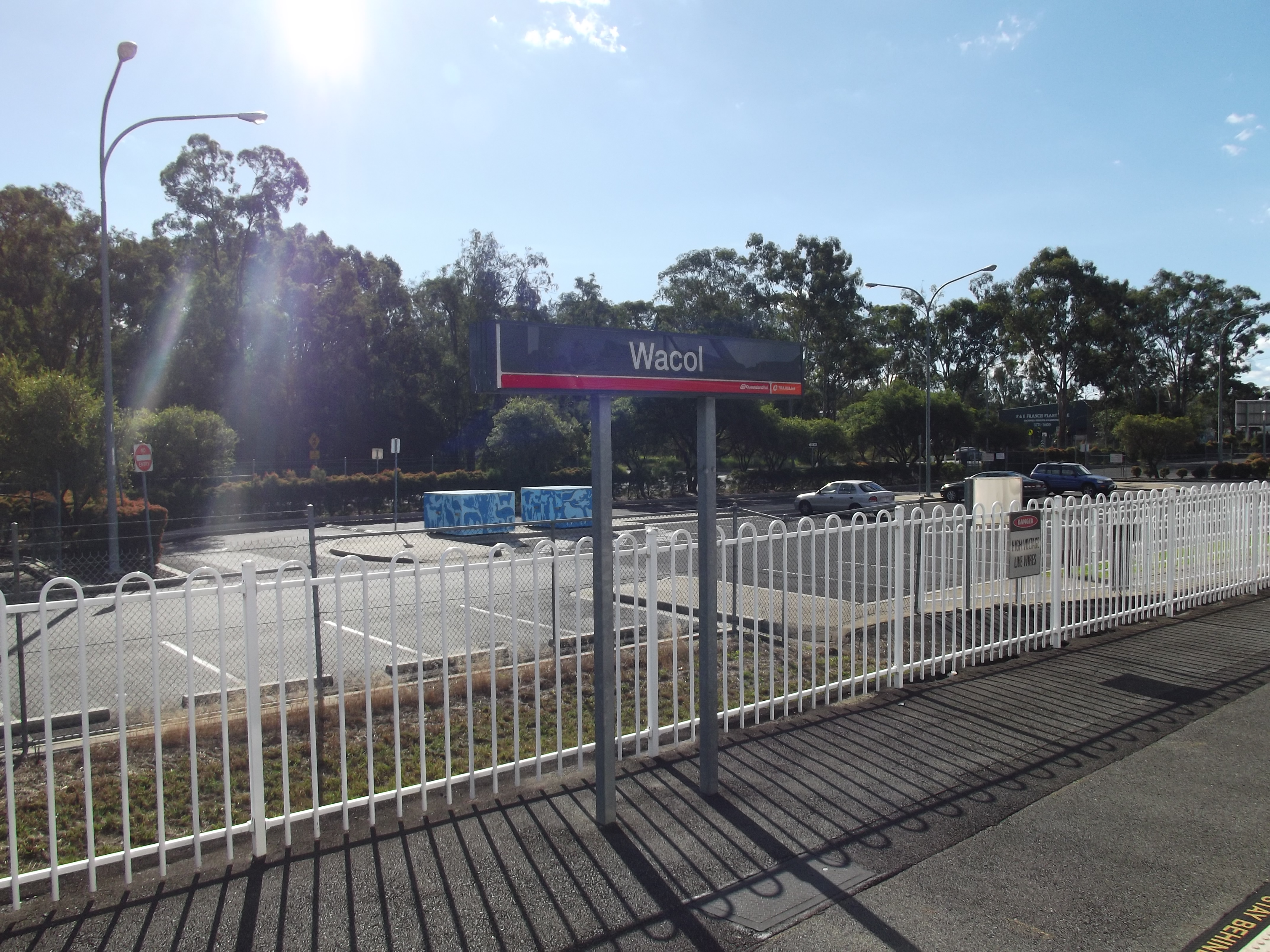 File:Wacol Railway Station, Queensland, May 2012.JPG - Wikimedia