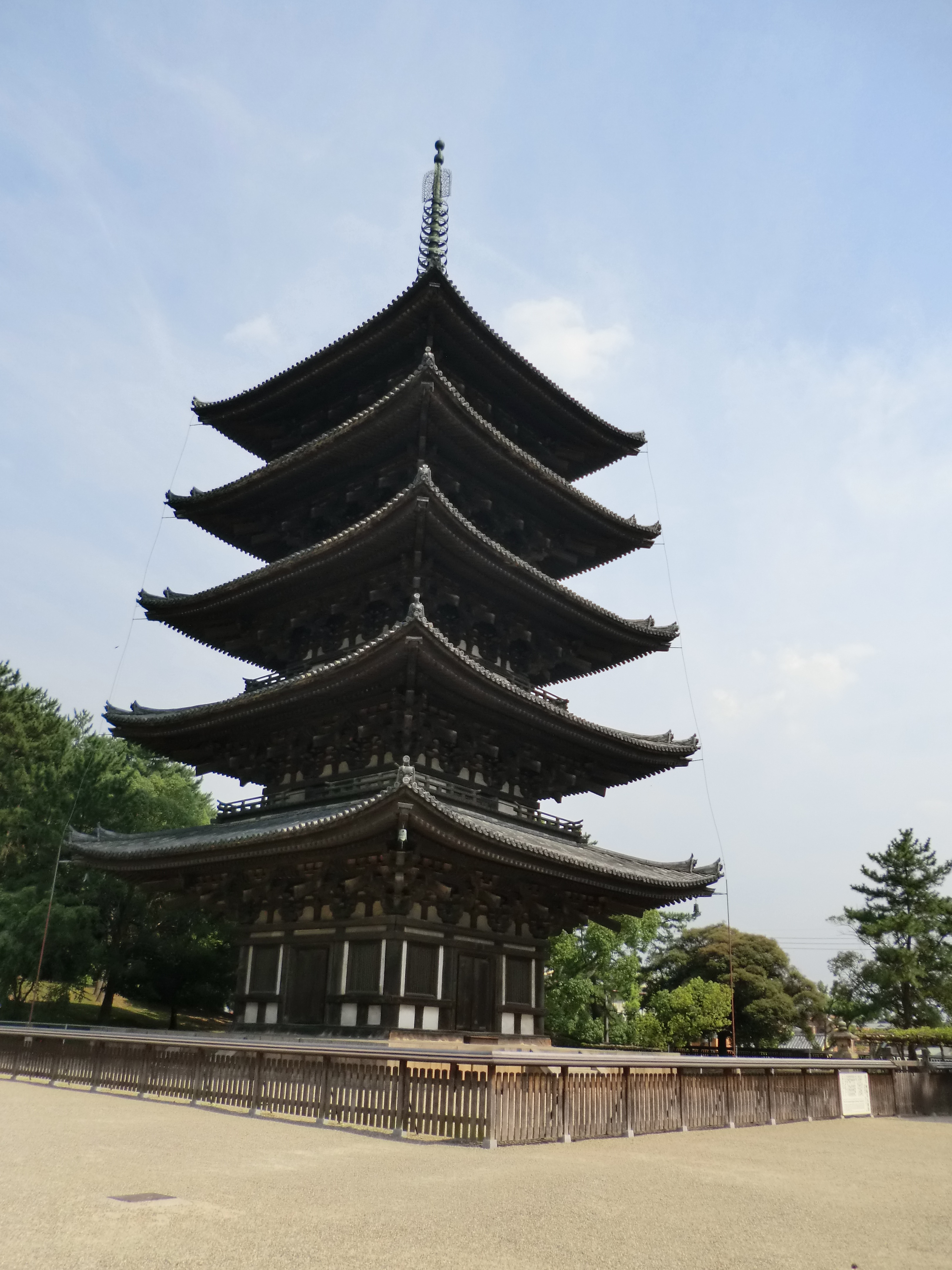 File 日本奈良興福寺五重塔 Jpg Wikimedia Commons