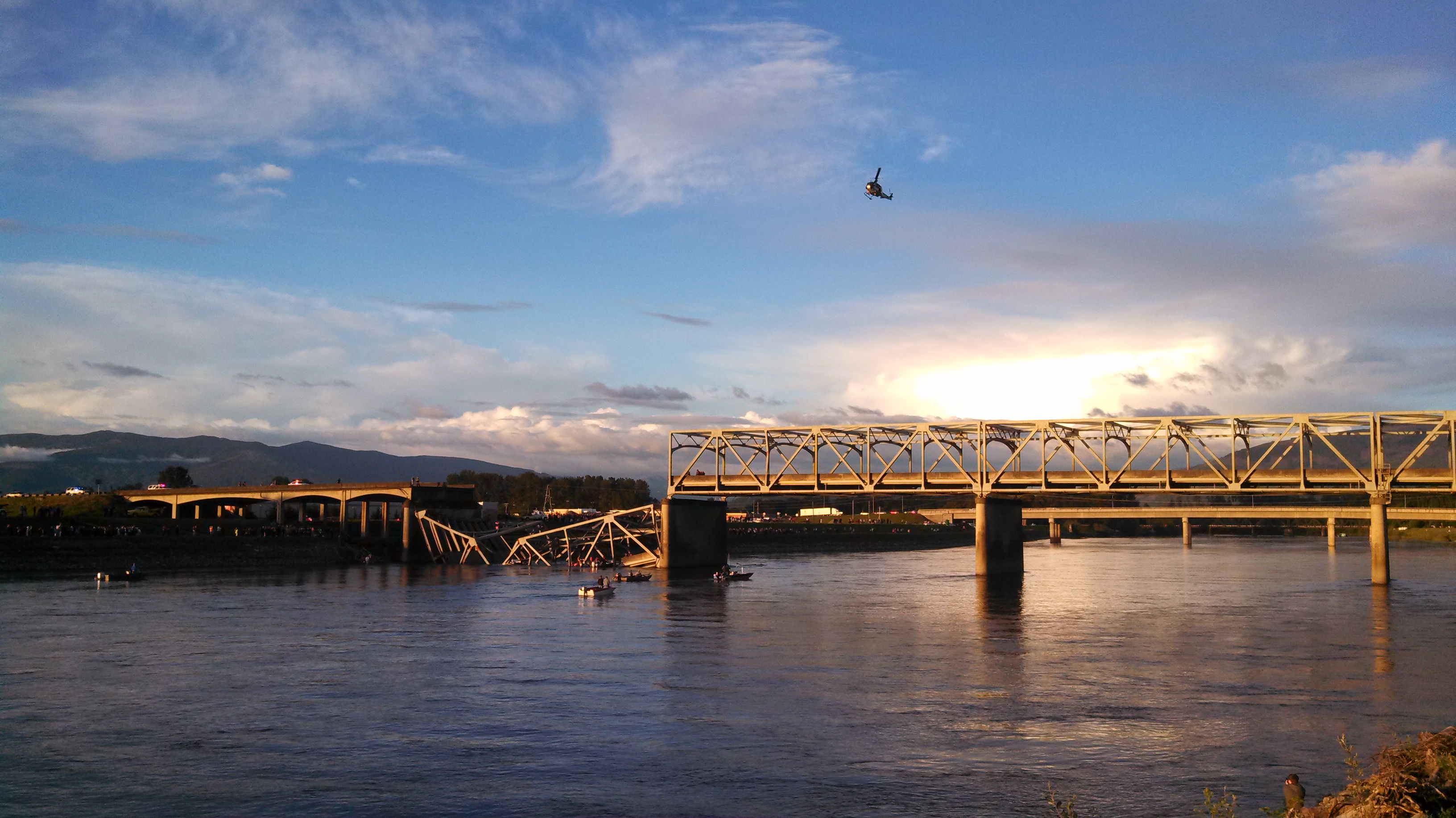 I 5 Skagit River Bridge Collapse Wikipedia