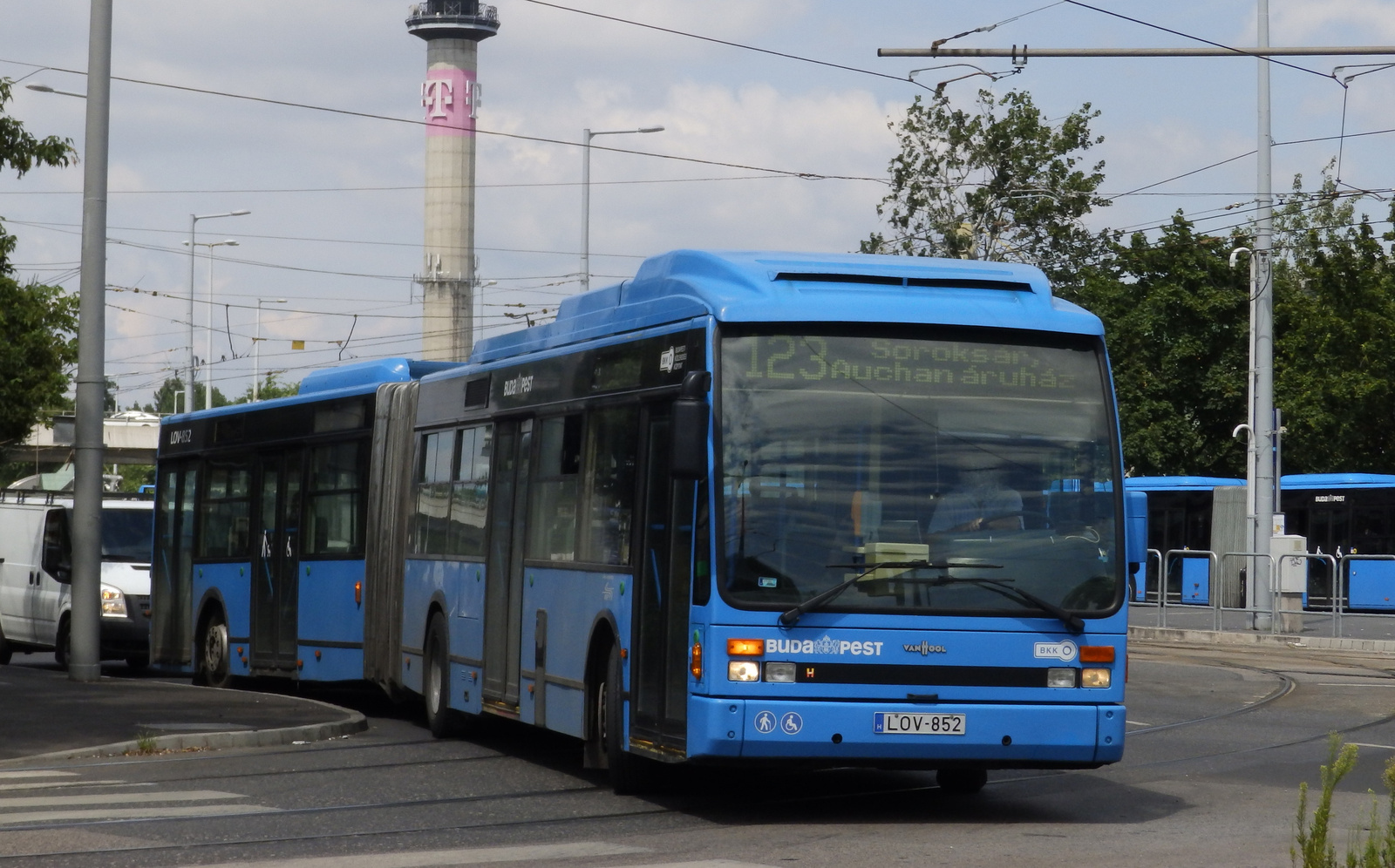 Van Hool AG300 – Wikipédia