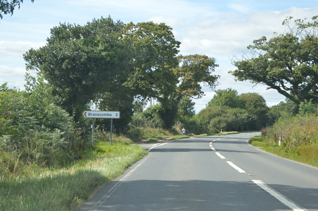 File:A3052 - geograph.org.uk - 5249925.jpg