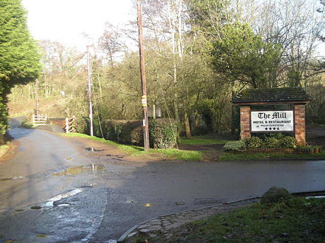 File:Access to The Mill Hotel and Restaurant - geograph.org.uk - 1074417.jpg