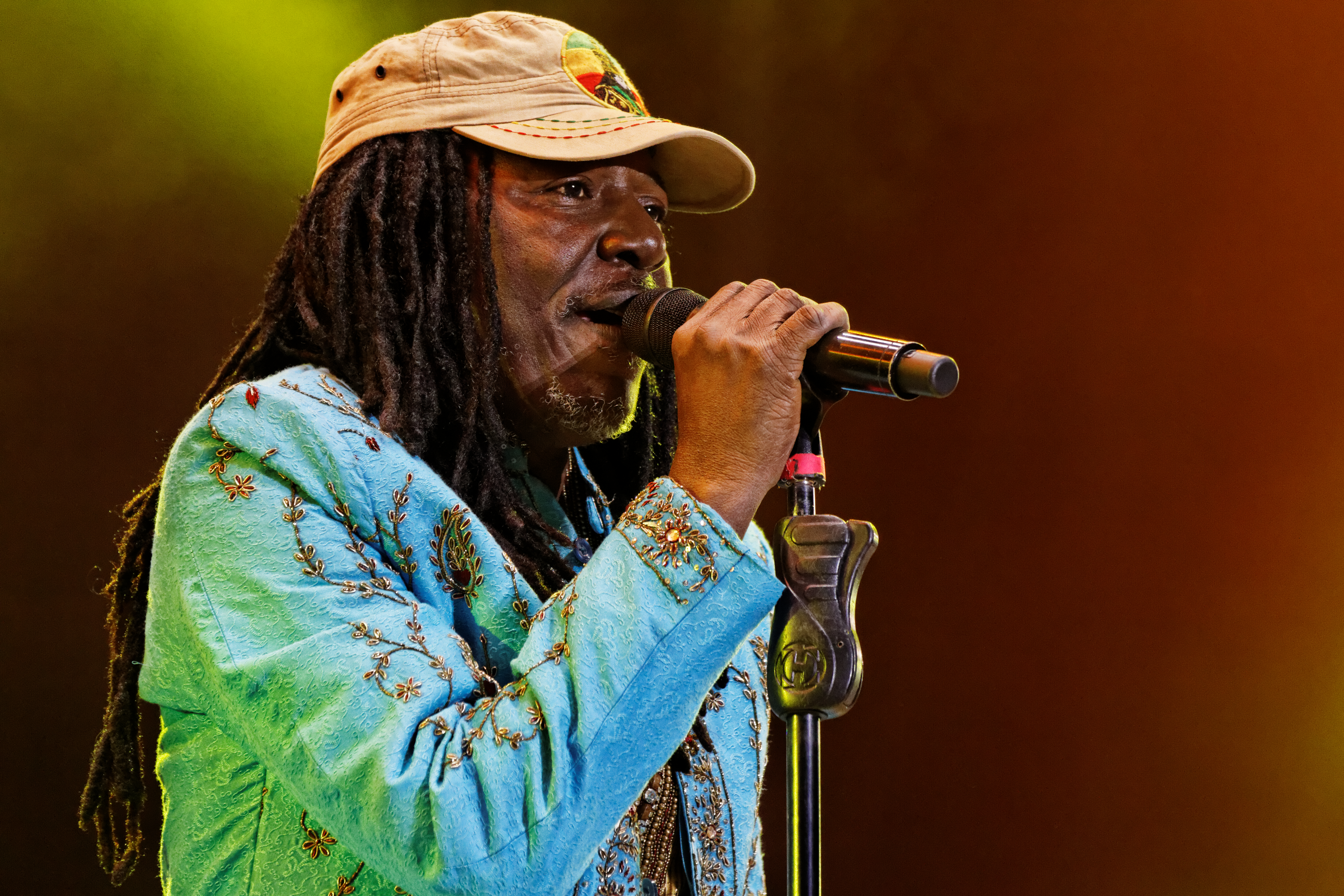 Alpha blondy Jerusalem. Alpha blondy. Лучшие африканские песни всех времен.