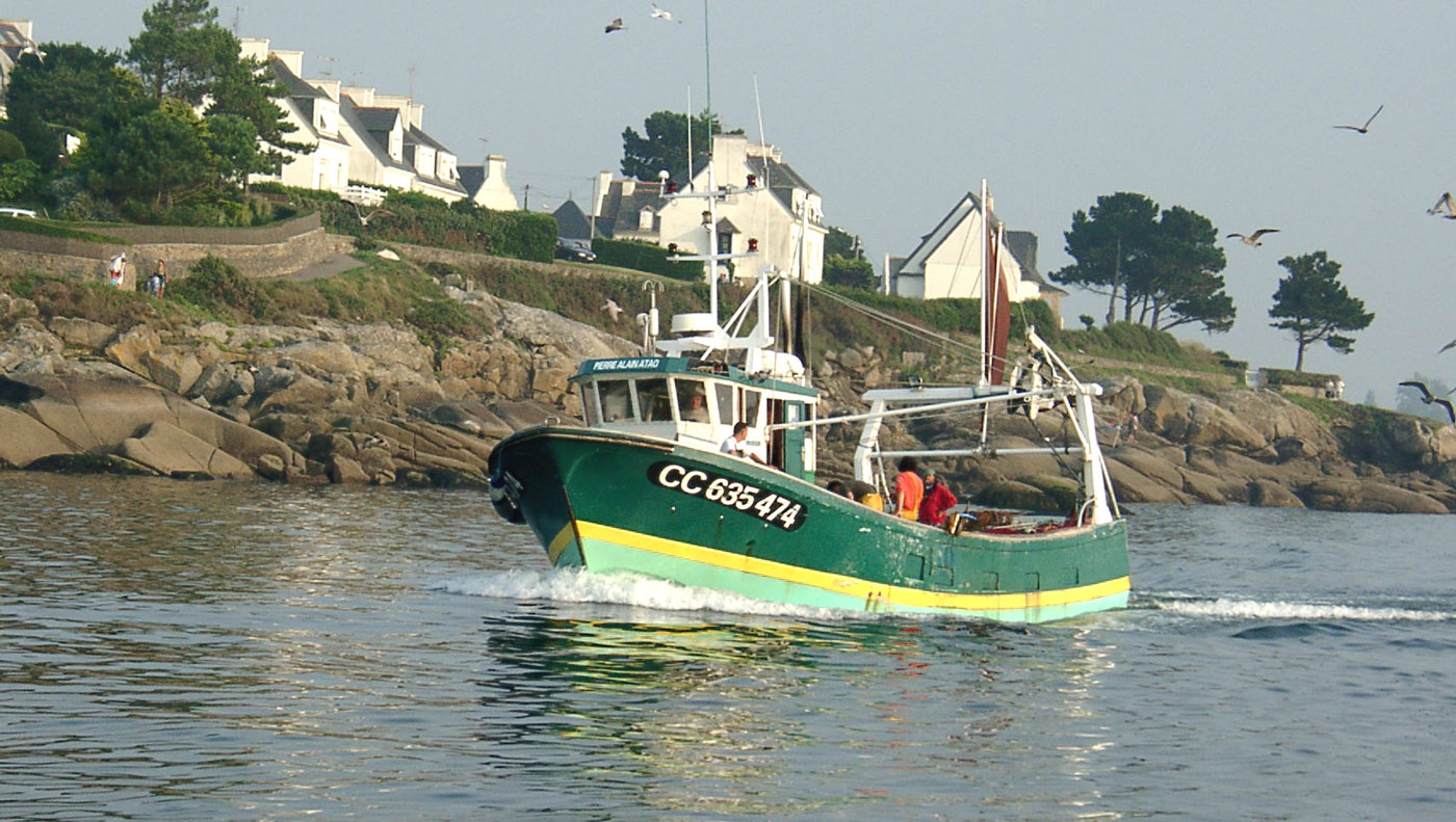 File Bateau Peche Concarneau Jpg Wikimedia Commons