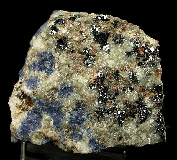 File:Burbankite-Sodalite-Galena-253961.jpg