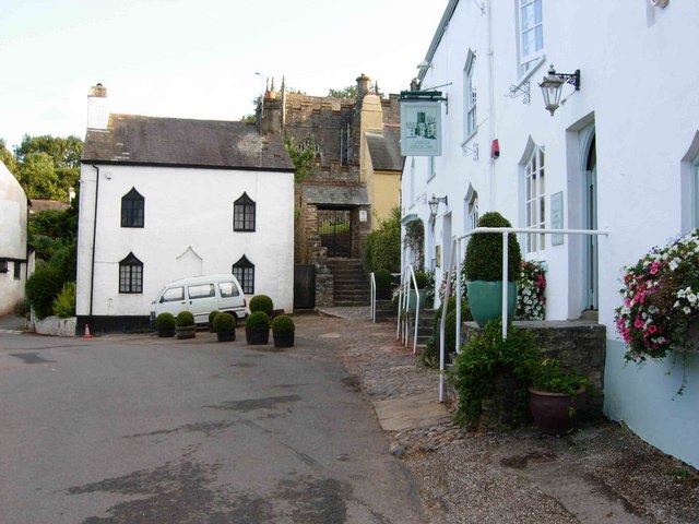 File:Church House Inn, Marldon - geograph.org.uk - 218821.jpg