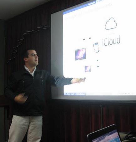 File:Conferencia de Cloud Computing.jpg