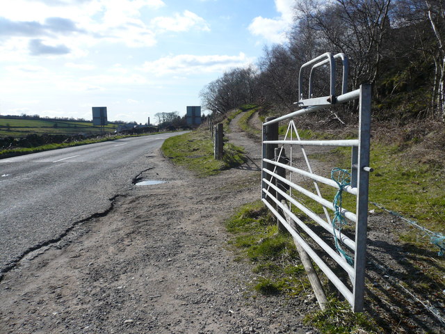 File:Darley Road (B5057) - An Open Gate - geograph.org.uk - 373391.jpg