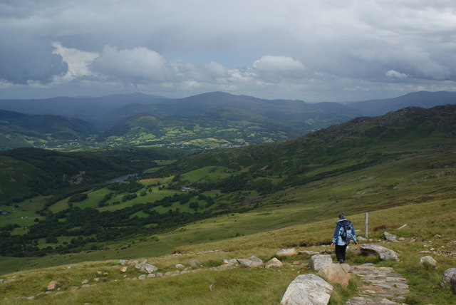 File:Descent of the Pony Path - geograph.org.uk - 1618344.jpg