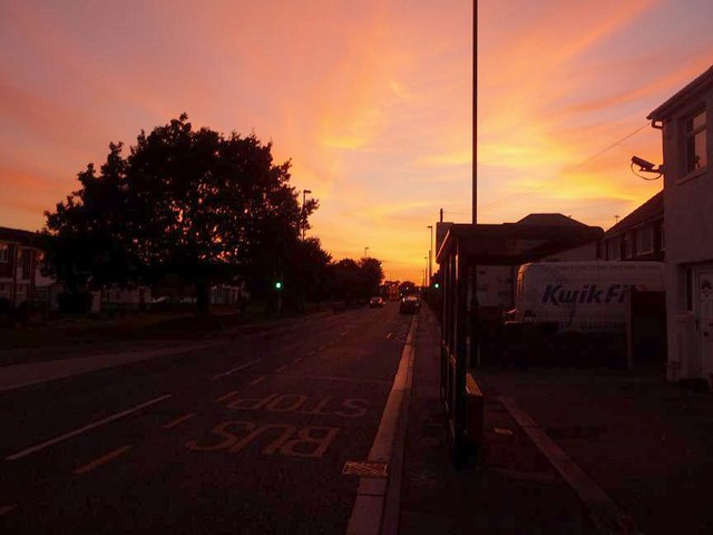 File:Ensbury Park, Columbia Road at sunset - geograph.org.uk - 1485328.jpg