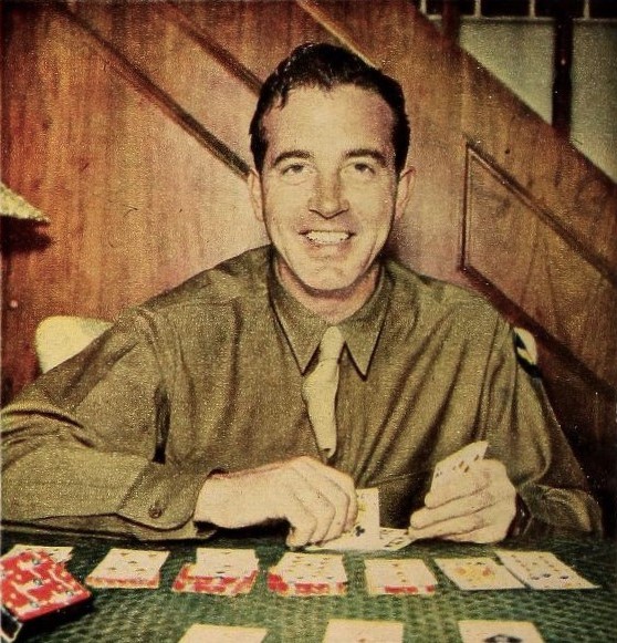 File:John Payne plays Solitaire, 1945.jpg