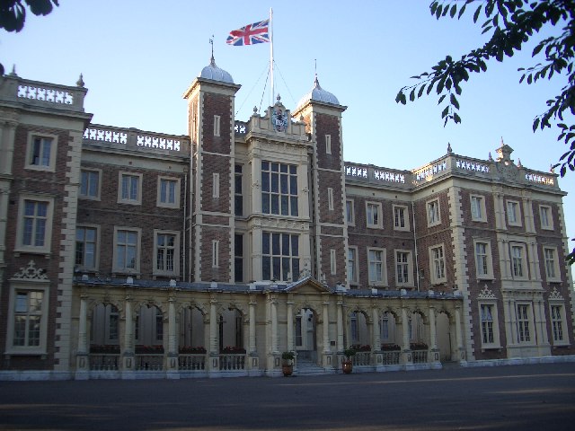 File:Kneller Hall - geograph.org.uk - 21959.jpg