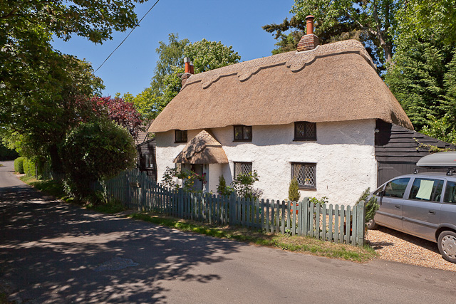 Little Cottage, Hill Lane, Bransgore - geograph.org.uk - 1895617