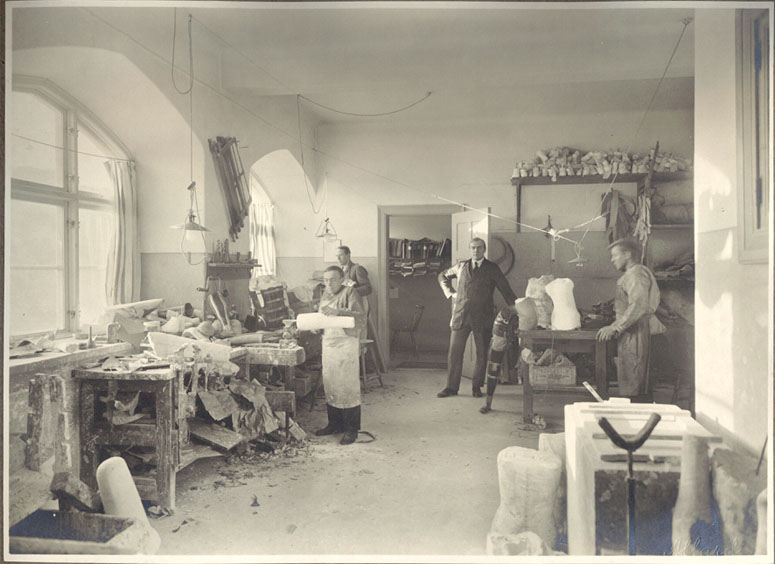 File:Manufacture of prosthetics and orthopedic shoes, Änggården 1910s 01.jpg