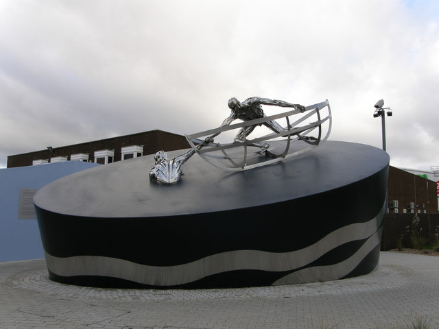 File:Memorial sculpture - geograph.org.uk - 1619724.jpg