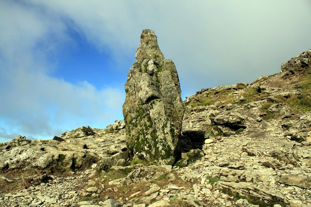 File:Obelisk on the Watkin Path - geograph.org.uk - 1543169.jpg