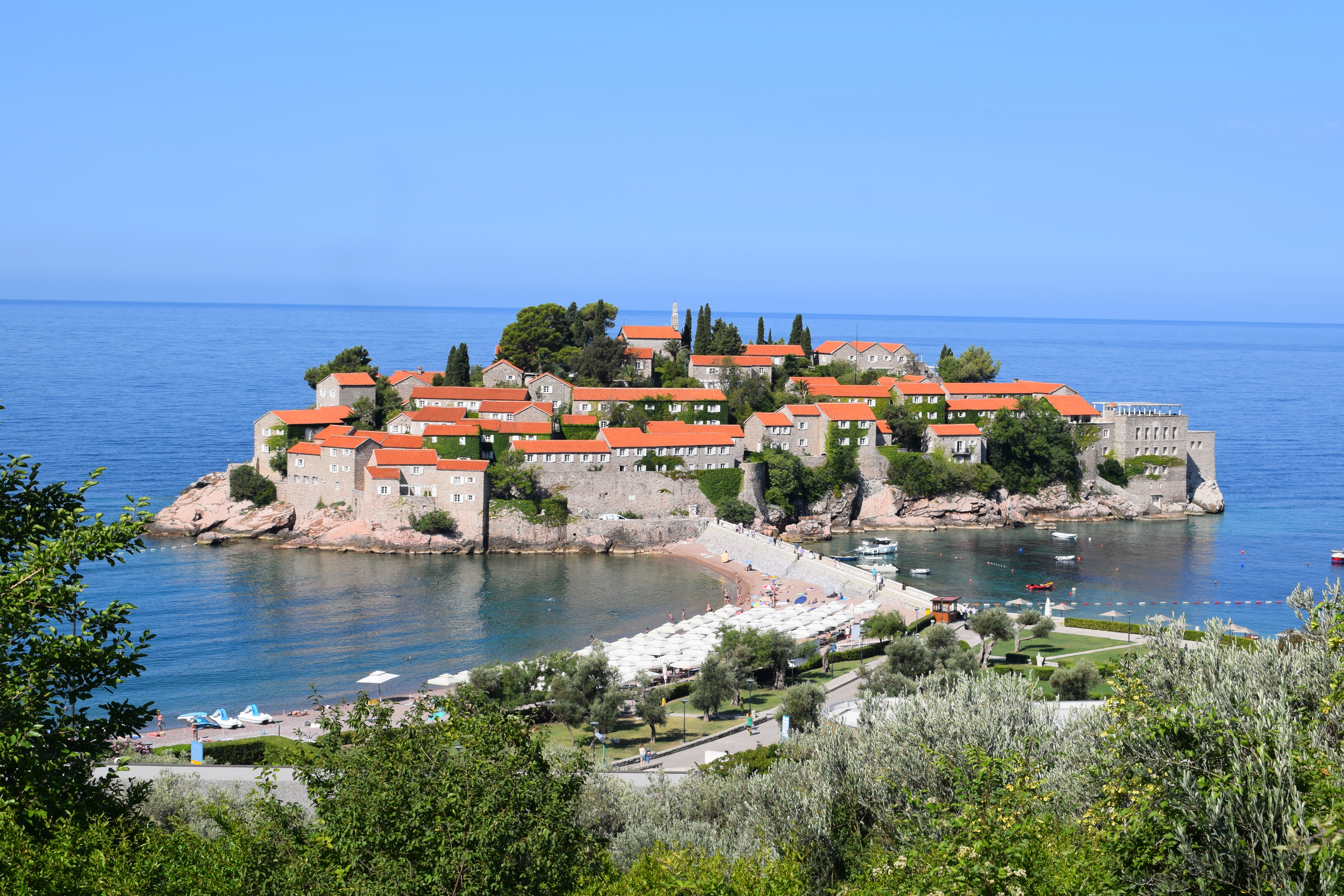 File:Sveti Stefan 2.jpg - Wikimedia Commons