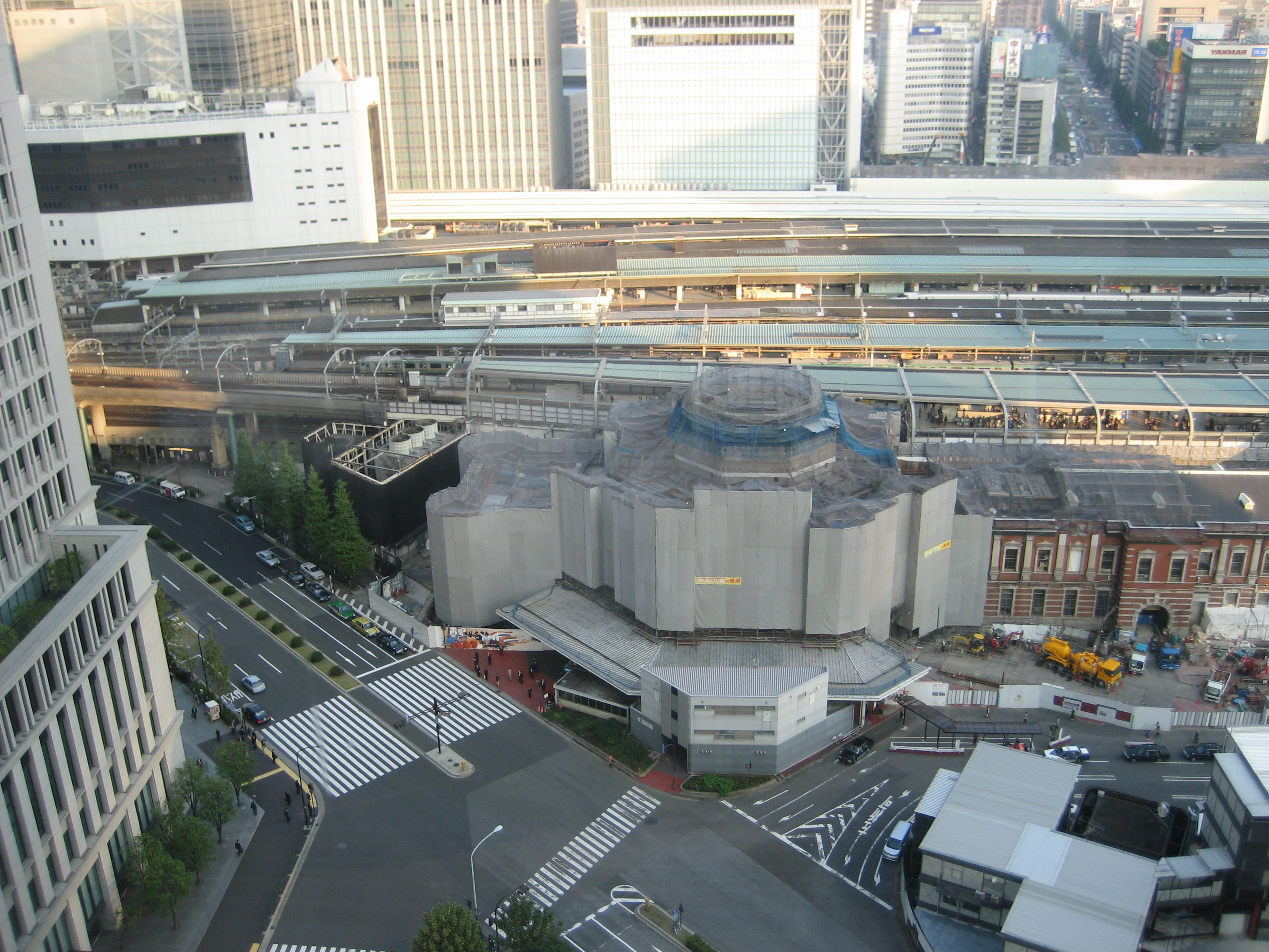 Tokyo station