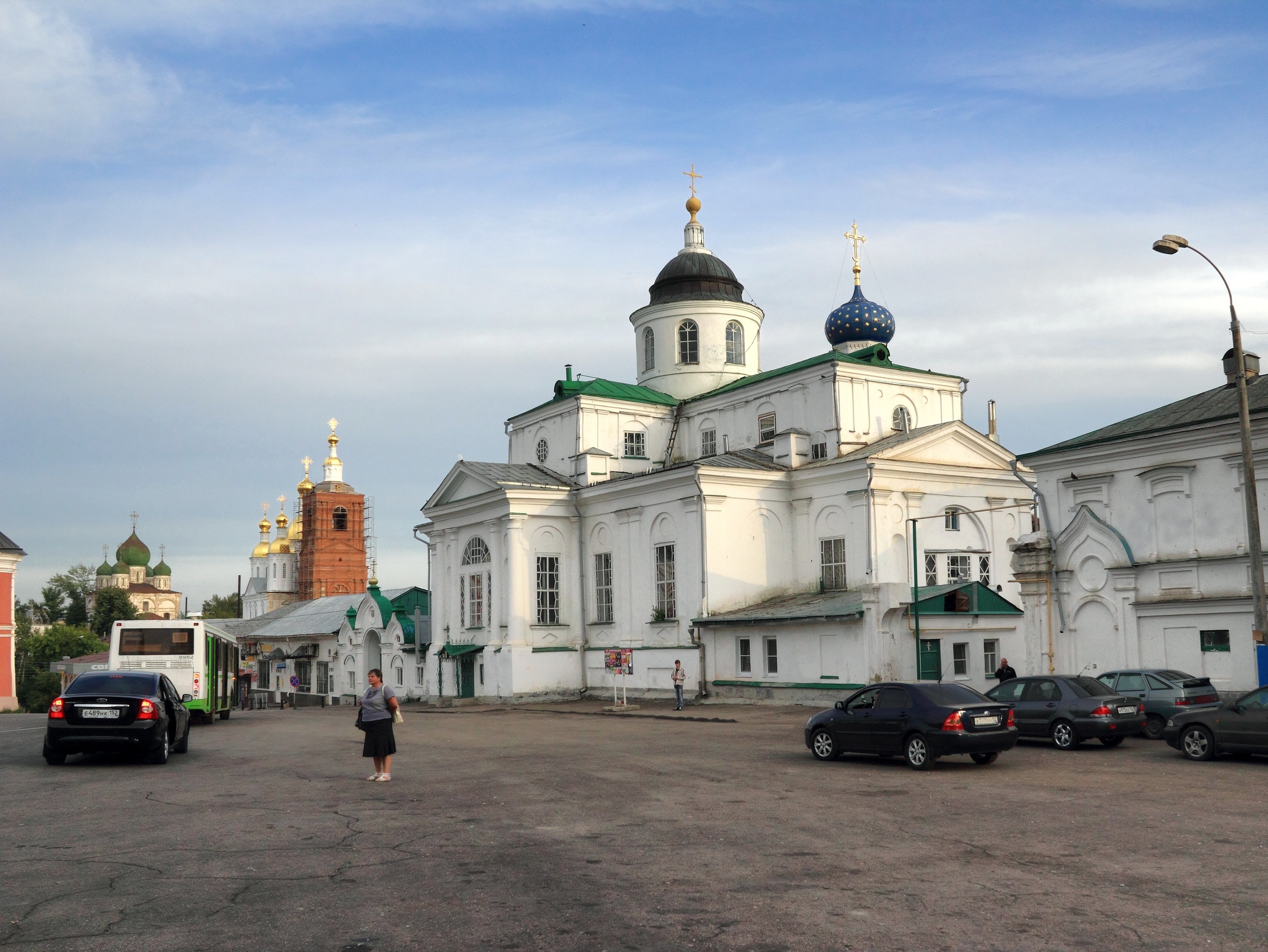 File:Арзамас. Николаевский женский монастырь. Церковь Богоявления Господня  2 - panoramio.jpg - Wikimedia Commons