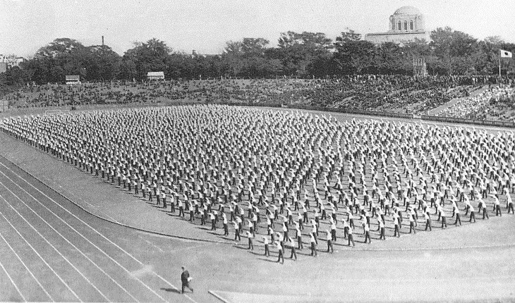 File:1933 Meiji Jingu Sports Festival 02.jpg