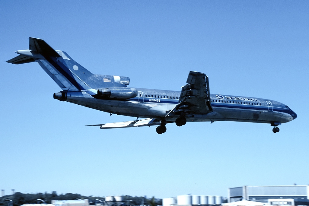 File:Boeing 727-225, Eastern Air Lines AN1222777.jpg - Wikipedia