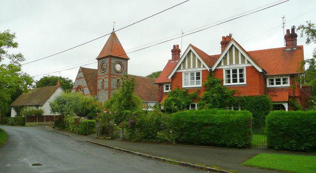 File:Brightwell West End - geograph.org.uk - 921284.jpg