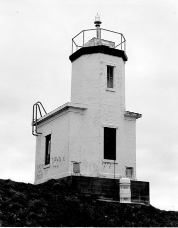 Photo of Cattle Point Light